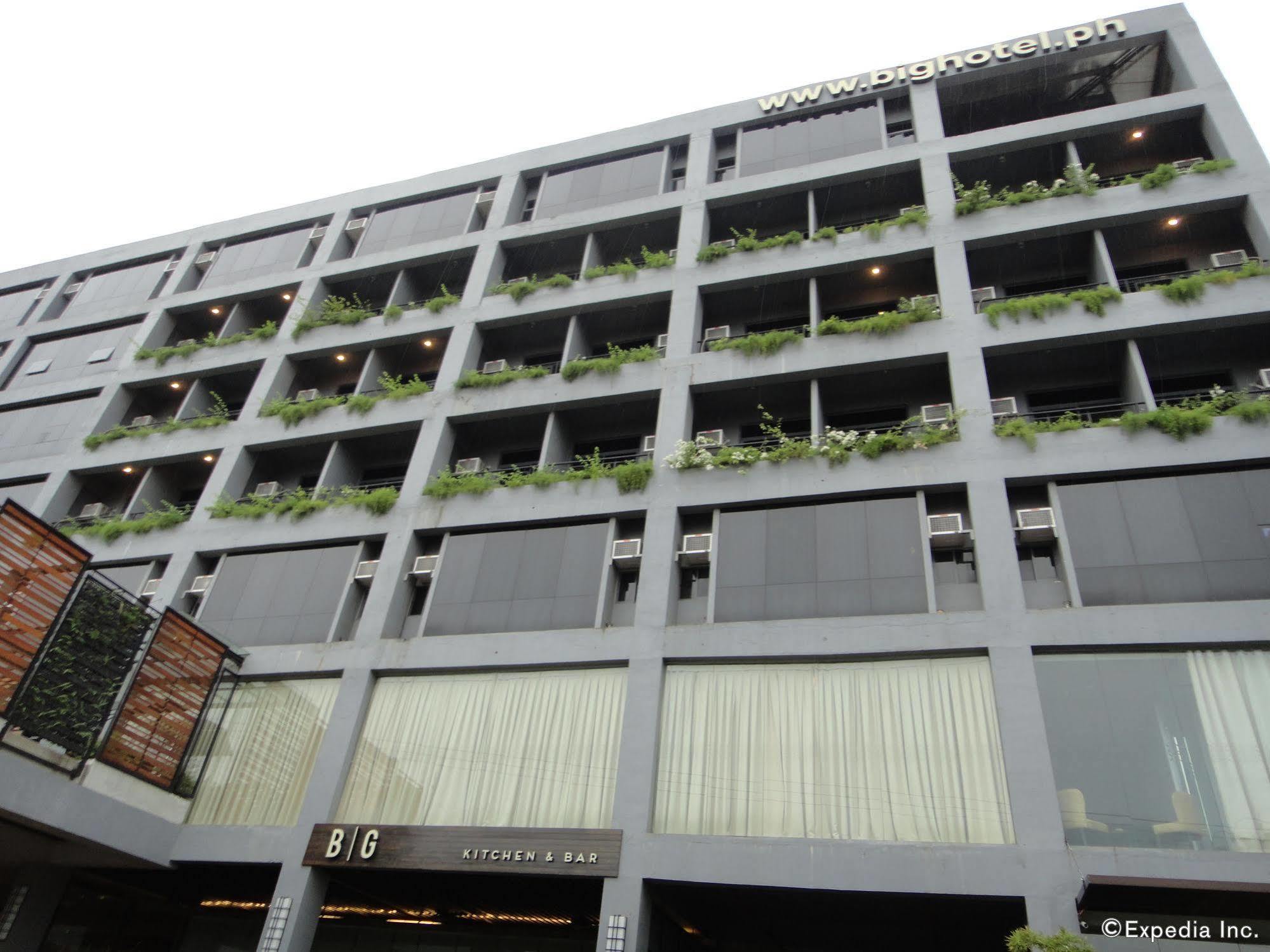 Big Hotel Cebu Stadt Exterior foto