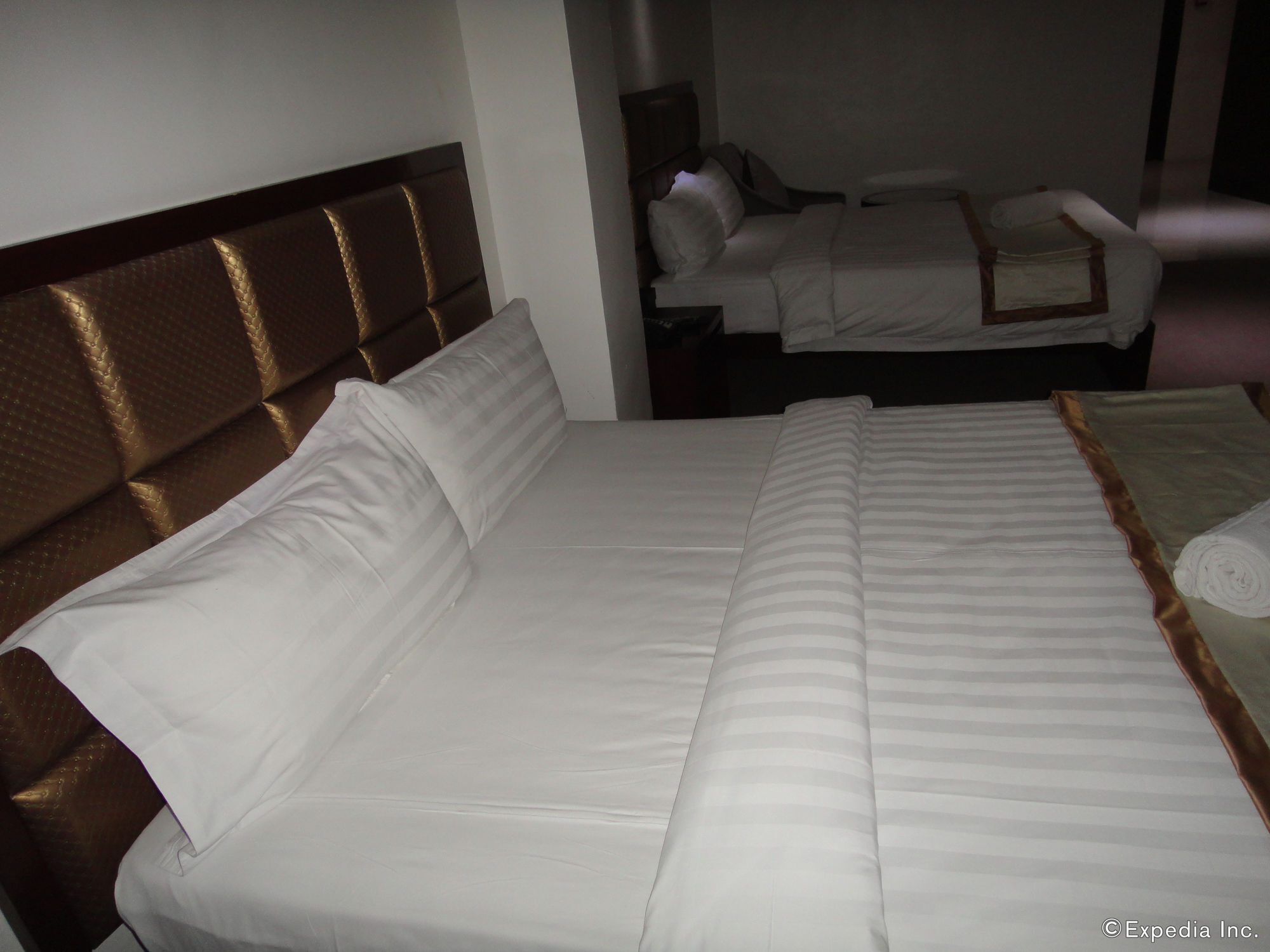 Big Hotel Cebu Stadt Exterior foto