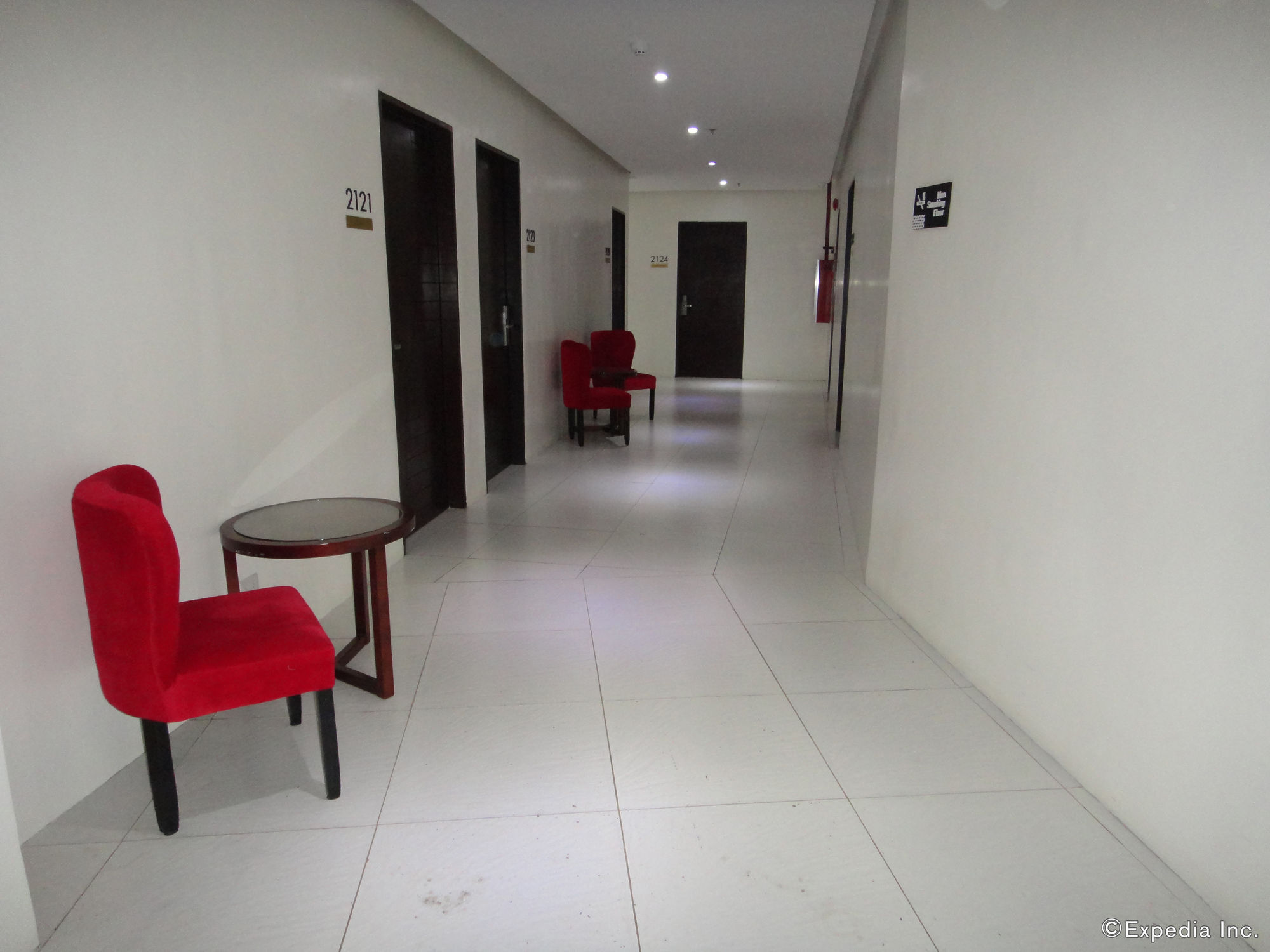 Big Hotel Cebu Stadt Exterior foto